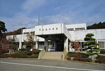 【市役所・区役所】下仁田町役場まで708ｍ