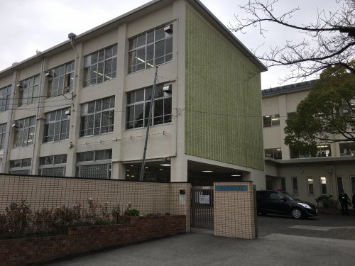 【小学校】四條畷市立くすのき小学校まで494ｍ