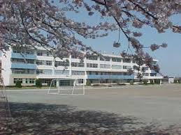 【中学校】西中学校まで1925ｍ