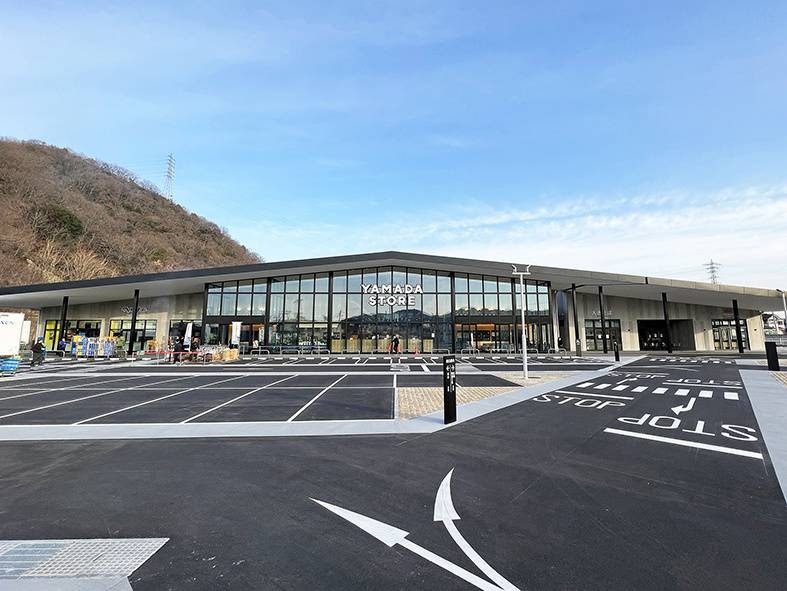 【スーパー】ヤマダストアー　新青山店まで1600ｍ