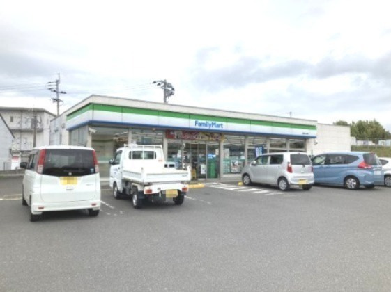 【コンビニエンスストア】ファミリーマート　鹿屋笠之原店まで284ｍ