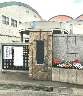 【小学校】鴻巣市立中央小学校まで1058ｍ