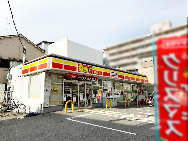【コンビニエンスストア】デイリーヤマザキ　千舟2丁目店まで72ｍ