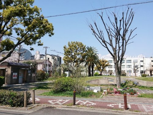 【公園】梅香公園まで415ｍ