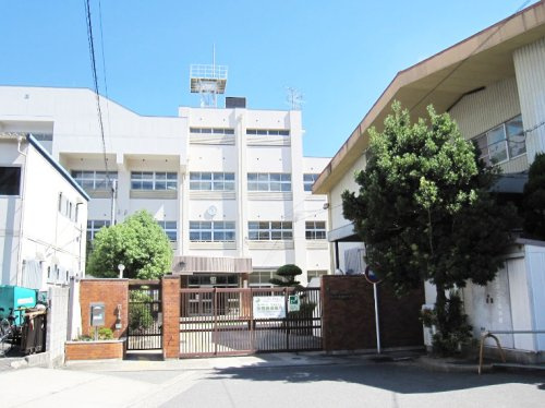【中学校】大阪市立春日出中学校まで554ｍ