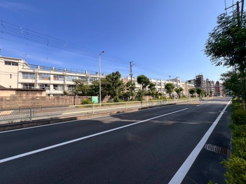 【中学校】大阪市立東淀中学校まで651ｍ