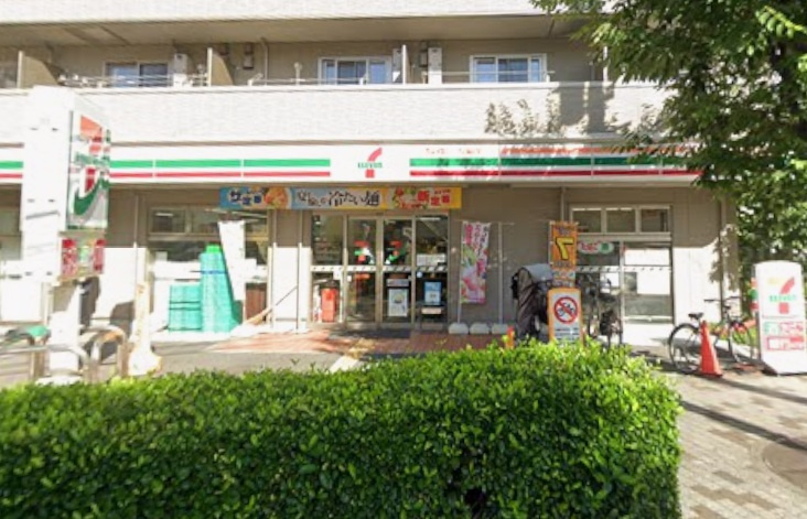 【コンビニエンスストア】セブンイレブン　大阪狭山市駅前店まで245ｍ