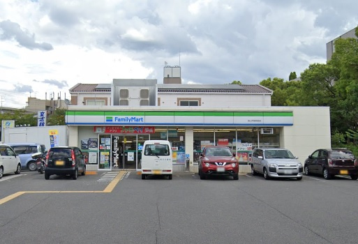 【コンビニエンスストア】ファミリーマート　狭山市役所前店まで482ｍ