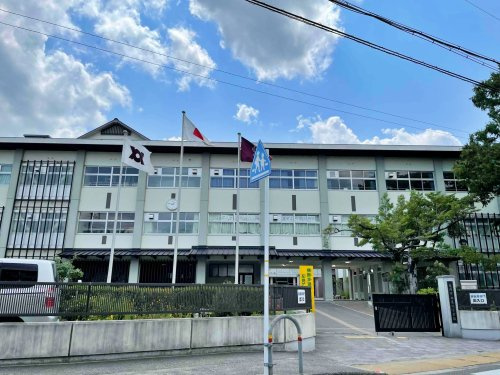 【小学校】亀岡市立亀岡小学校まで465ｍ