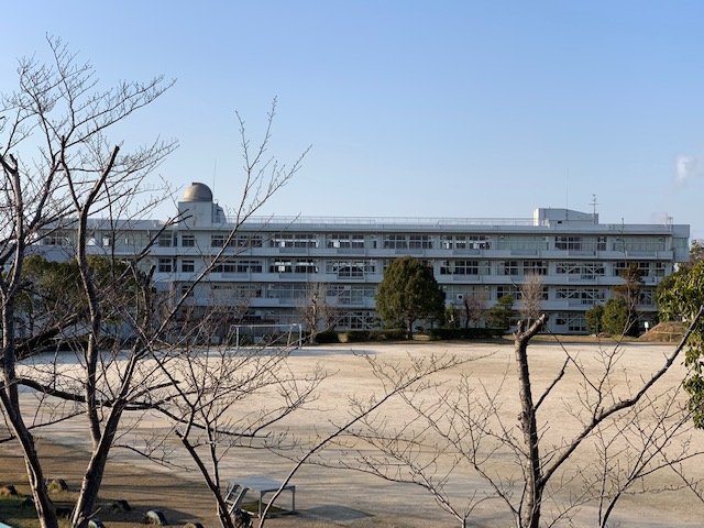 【中学校】袖ケ浦市立長浦中学校まで552ｍ