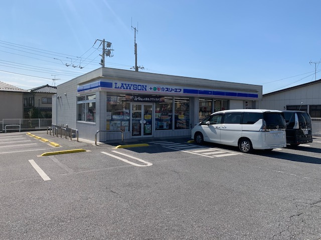 【コンビニエンスストア】ローソン・スリーエフ　袖ヶ浦さつき台店まで637ｍ