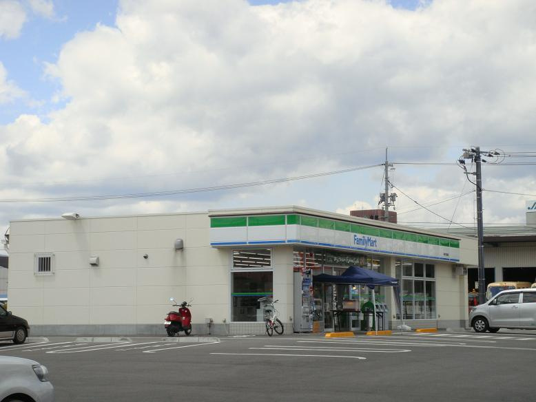 【コンビニエンスストア】ファミリーマート　駅家万能倉店まで819ｍ