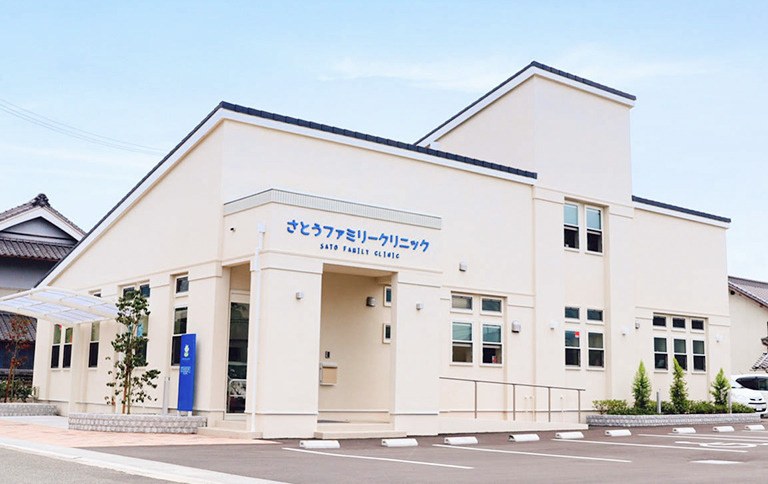 【内科】さとうファミリークリニックまで186ｍ