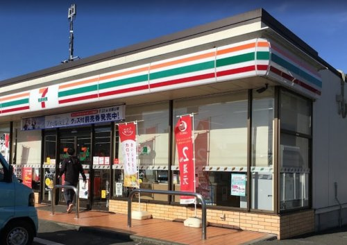 【コンビニエンスストア】セブンイレブン　町田堺店まで602ｍ