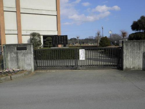 【小学校】大戸小学校まで1273ｍ