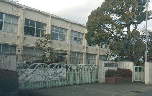 【小学校】江南市立門弟山小学校まで512ｍ