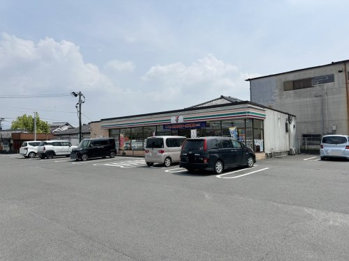 【コンビニエンスストア】セブンイレブン　都城上川東2丁目店まで270ｍ
