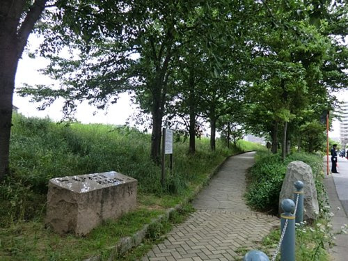 【公園】亀戸9丁目緑道公園まで395ｍ