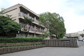 【中学校】第五中学校まで1200ｍ