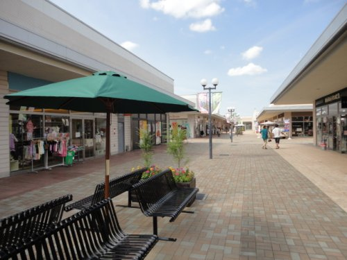 【ショッピングセンター】インターパークショッピングビレッジまで4860ｍ