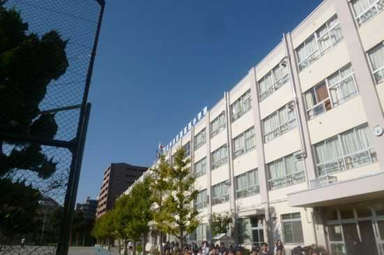 【小学校】江戸川区立西葛西小学校まで379ｍ