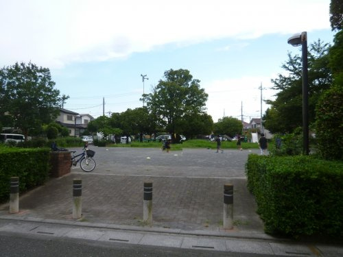 【公園】間久里第四公園まで550ｍ