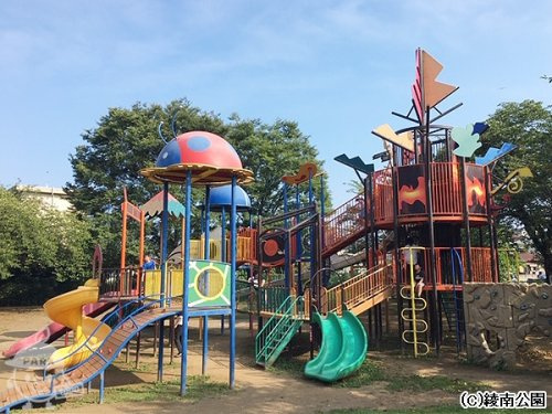 【公園】綾南公園まで1070ｍ