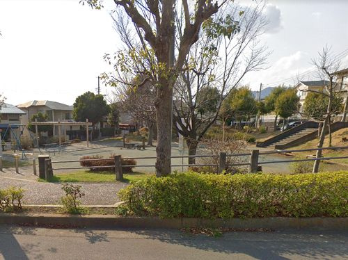 【公園】平塚みどりケ丘北公園まで915ｍ
