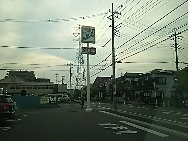 【コンビニエンスストア】セブン－イレブンさいたま曲本3丁目店まで1019ｍ