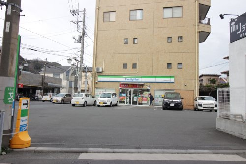 【コンビニエンスストア】ファミリーマート横須賀衣笠店まで248ｍ