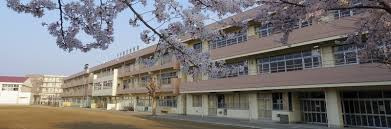 【中学校】調布第三中学校まで656ｍ