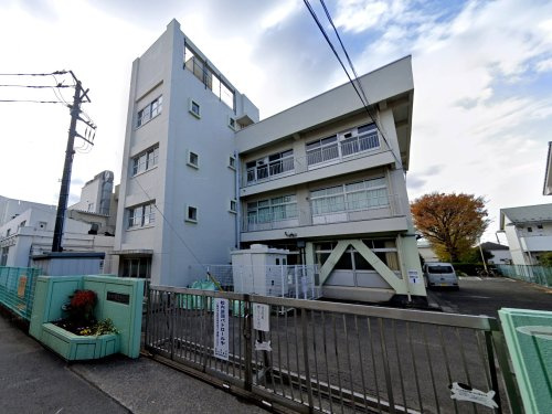 【小学校】調布市立第三小学校まで836ｍ