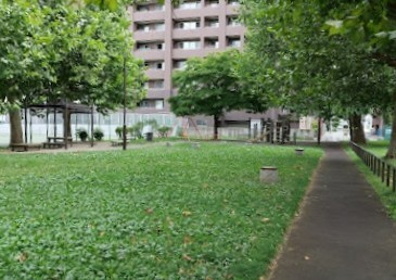 【公園】二中公園まで500ｍ