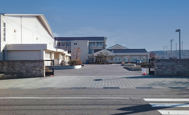 【中学校】佐久市立野沢中学校まで8102ｍ