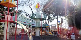 【幼稚園】茅ケ崎みなもと幼稚園まで896ｍ
