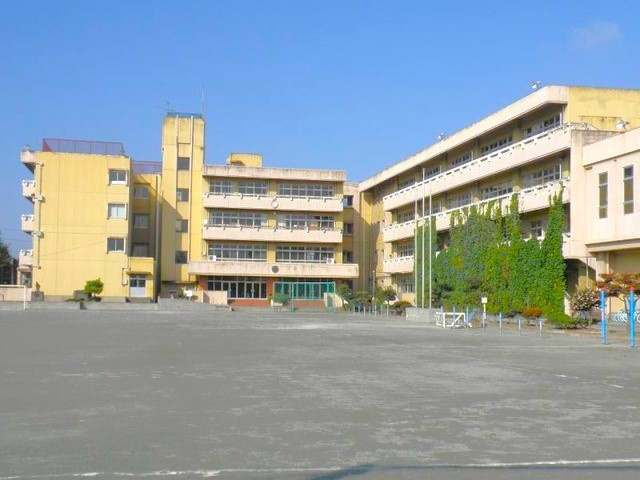 【小学校】太田市立尾島小学校 まで1095ｍ