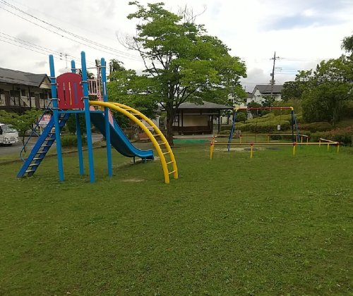 【公園】殿山南公園まで151ｍ