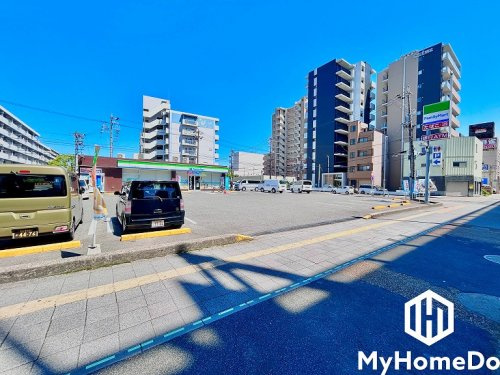 【コンビニエンスストア】ファミリーマート　黒川本通五丁目店まで591ｍ