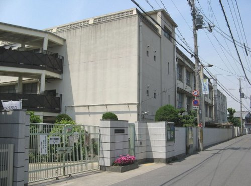 【小学校】茨田北小学校まで759ｍ