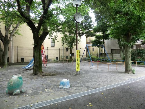 【公園】宮前児童遊園まで332ｍ