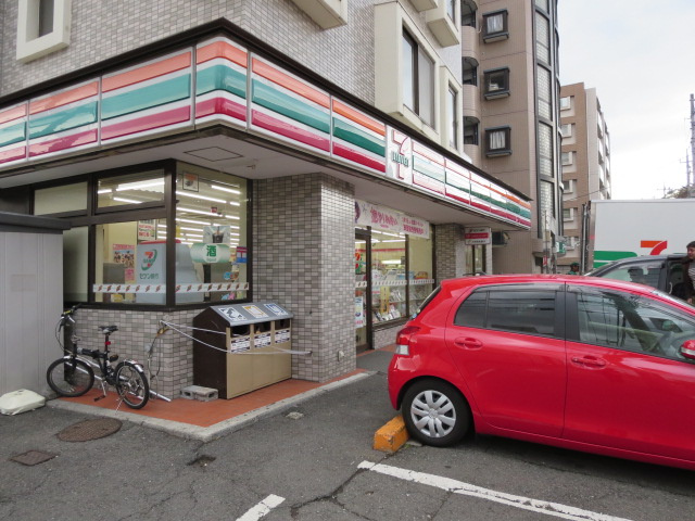 【コンビニエンスストア】セブンイレブン　横浜長津田南口店まで750ｍ