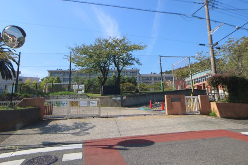 【小学校】武山小学校まで475ｍ
