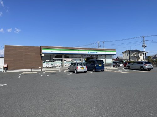 【コンビニエンスストア】ファミリーマート　下羽生店まで610ｍ