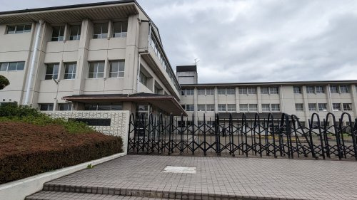 【小学校】桜井市立桜井西小学校まで466ｍ