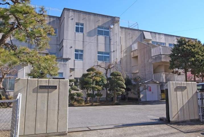 【中学校】柏市立松葉中学校まで725ｍ