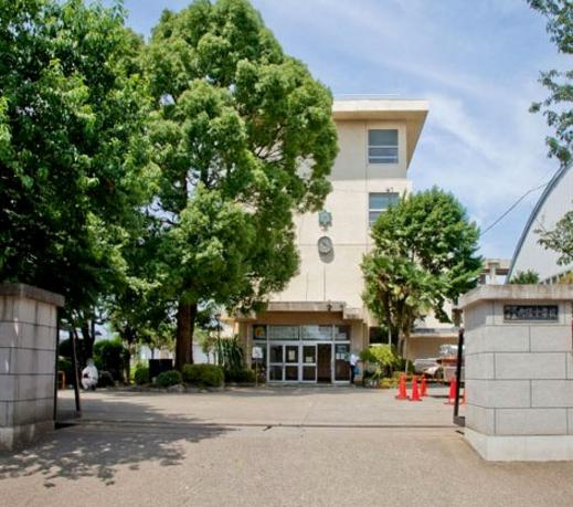 【中学校】所沢市立向陽中学校まで904ｍ