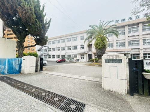 【小学校】宮崎市立西池小学校まで2400ｍ