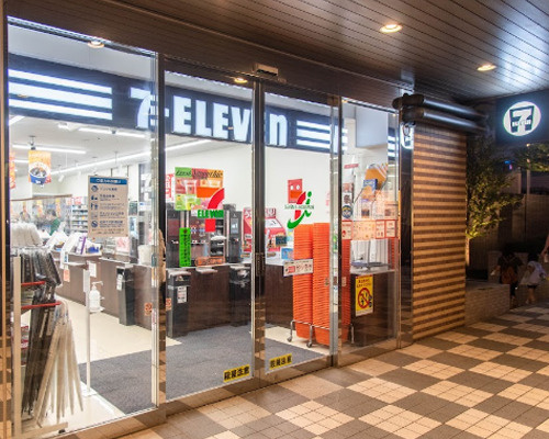【コンビニエンスストア】セブン-イレブン　品川プリンスホテル店まで458ｍ