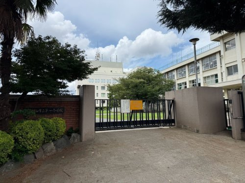 【小学校】武蔵村山市立第一小学校まで301ｍ