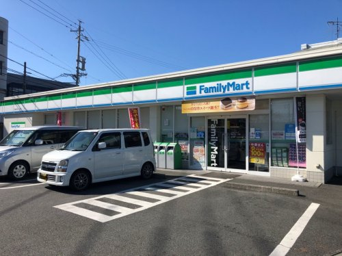 【コンビニエンスストア】ファミリーマート　静岡平和一丁目店まで730ｍ